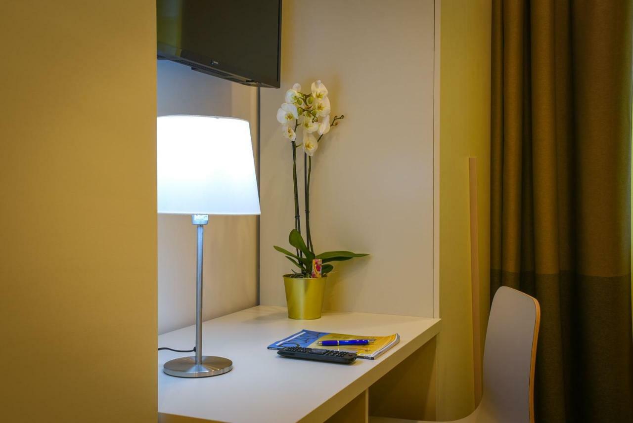 B&B H68 Alassio Exterior photo